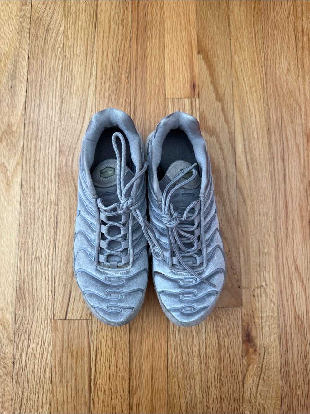 Nike Air Max Plus LX Velvet Shoes